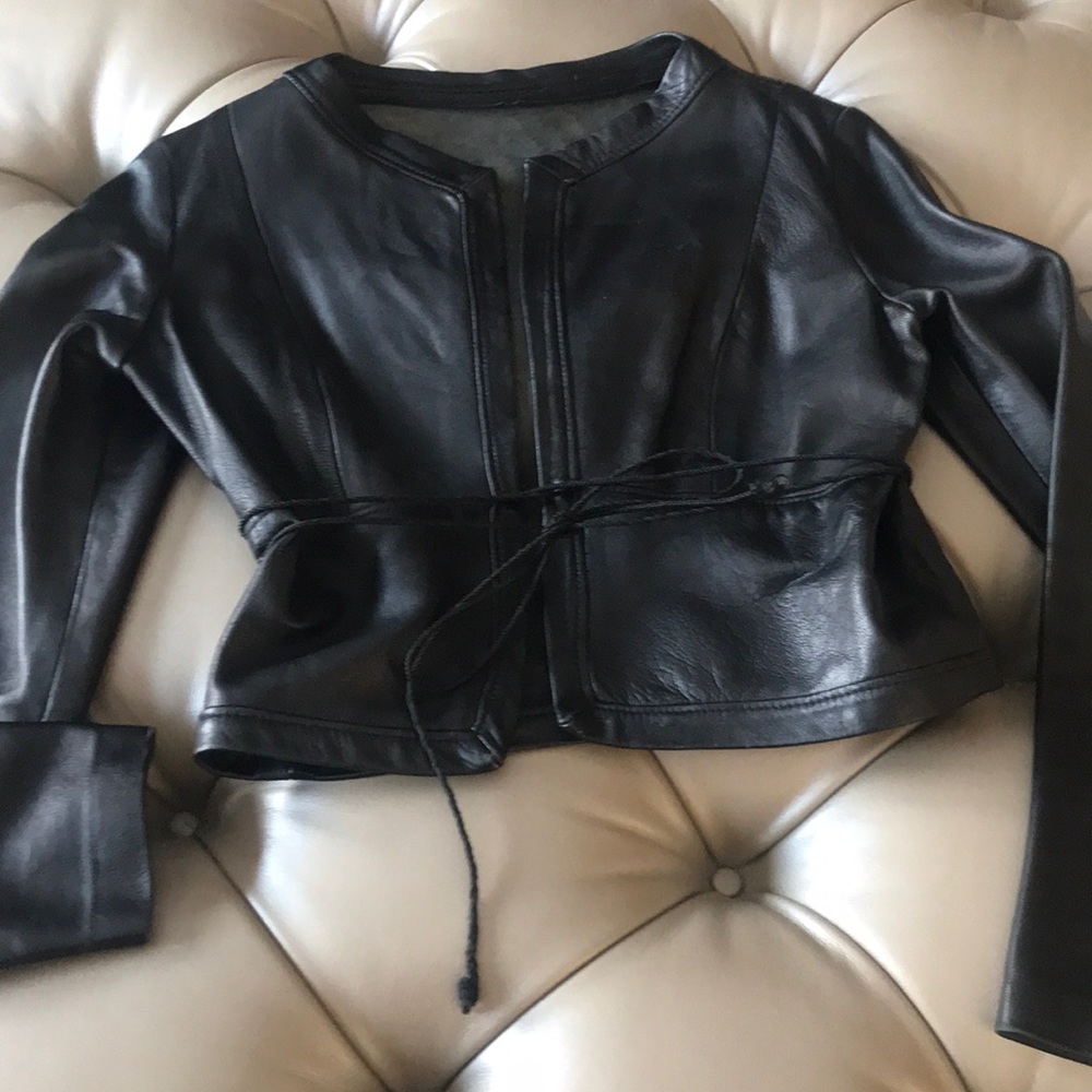 Blk leather crop jacket